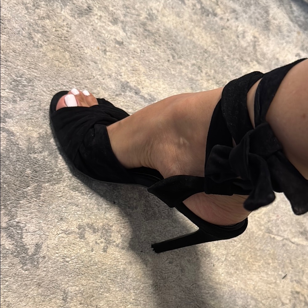 KENDALE+KYLIE 💯 suede Elegant Black Women's Heels